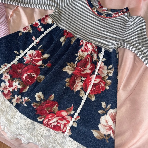 Girls tunic - Picture 2 of 3